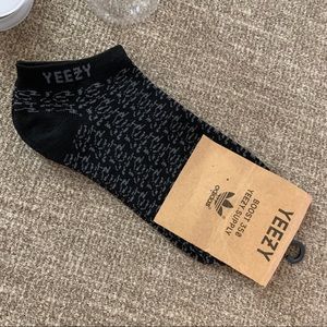 yeezy supply socks